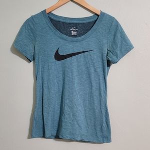 Nike dri fit XS teal blue t-shirt women's active
